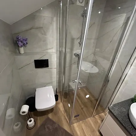 Apartamento Poziom Wyzej Łapsze Niżne